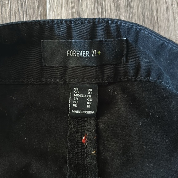 Mushroom skirt - Picture 3 of 3